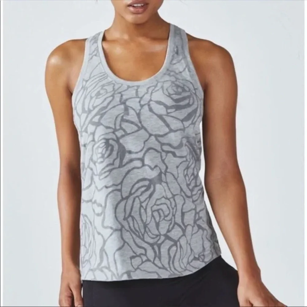 Fabletics Gray Rose Pattern Tank Top - Picture 1 of 5